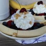 These skinny banana splits are seriously amazing! Fun way to curb that sweet tooth when you're on a diet!