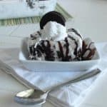 AMAZING!! Seriously, this ice cream cake is unreal, and it only takes 10 minutes and less than 5 ingredients!