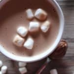 This creamy nutella hot chocolate is out of this world amazing.. and shockingly, low calorie?! So easy and so good, sure to become a family favorite!