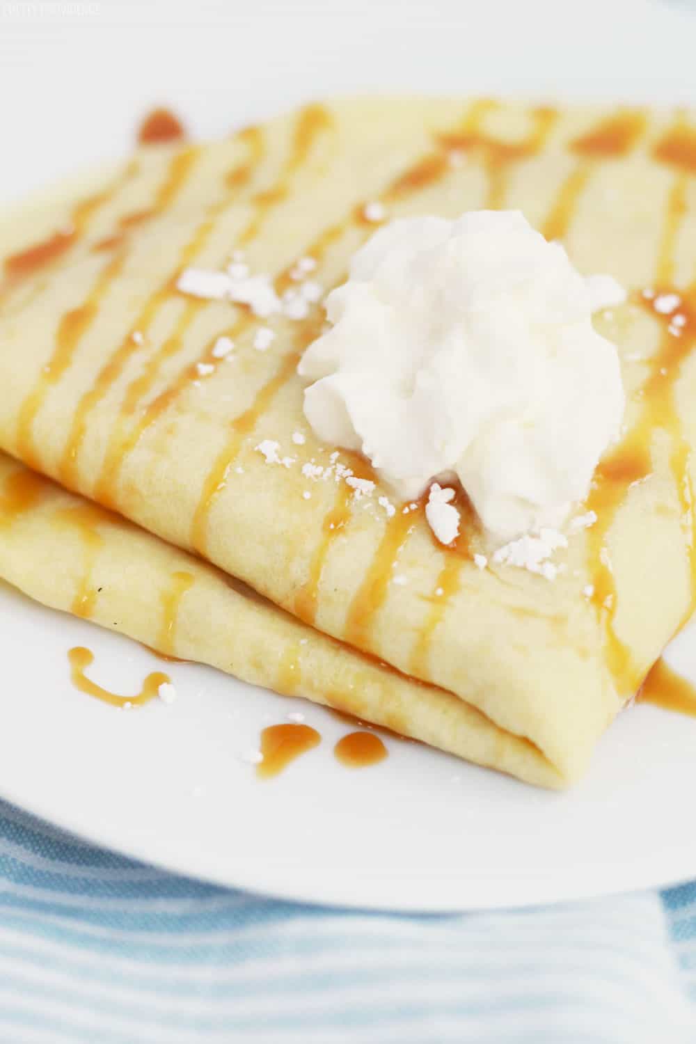 How to make crepes. Easy crepe recipe with simple ingredients!