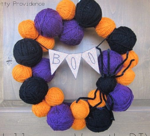 DIY Yarn Ball Halloween Wreath