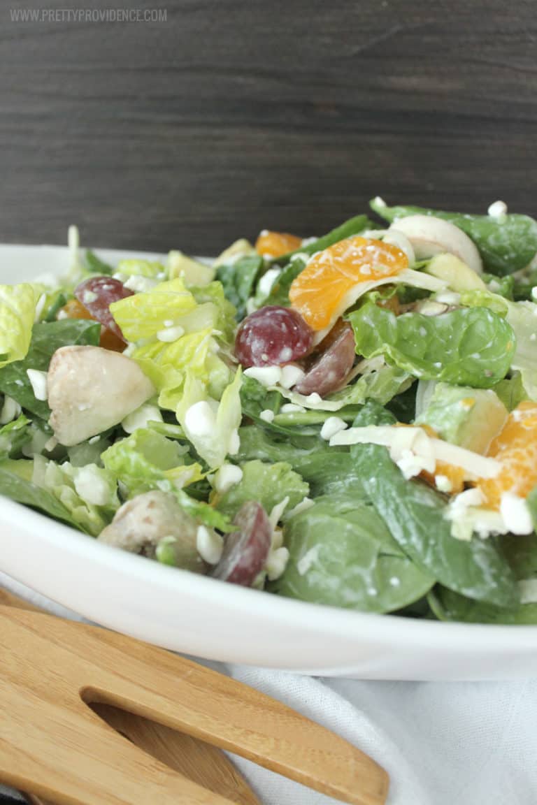 Okay this is my ABSOLUTE FAVORITE SALAD of all time! Literally so delicious and so easy to throw together! The perfect pairing of sweet and salty flavors, so good!