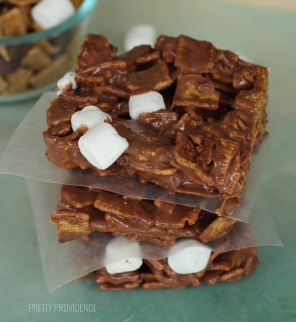 Golden Grahams S'more Bars! 