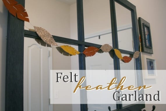 DIY felt fall garland! Cute feather DIY that can be done in an afternoon.