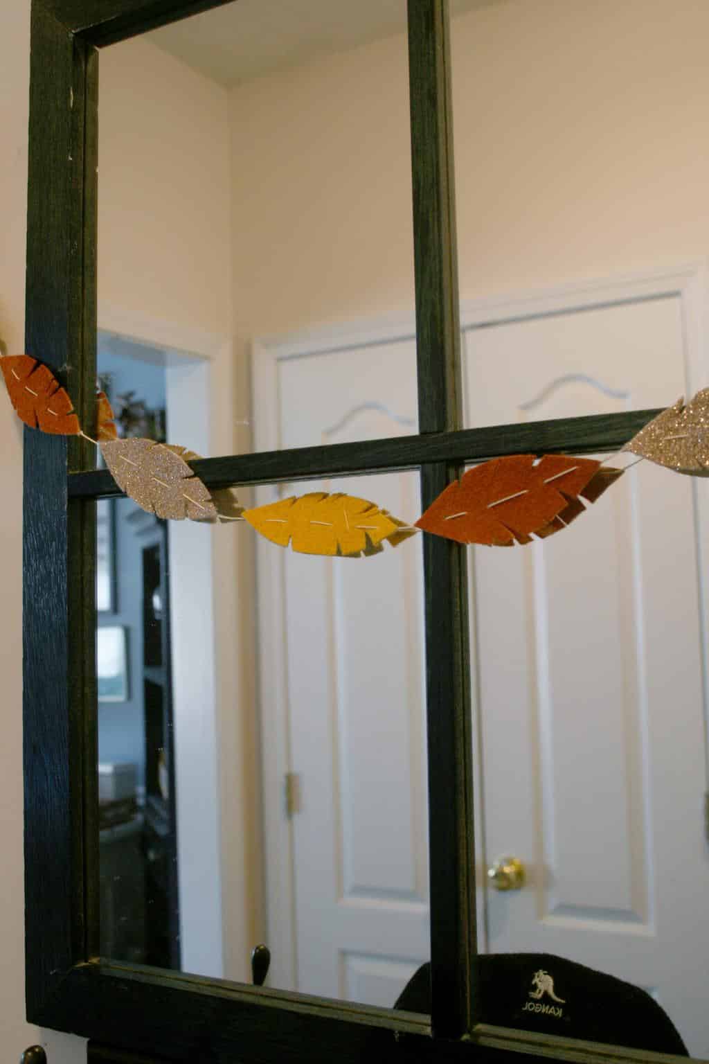 DIY fall garland with felt feathers