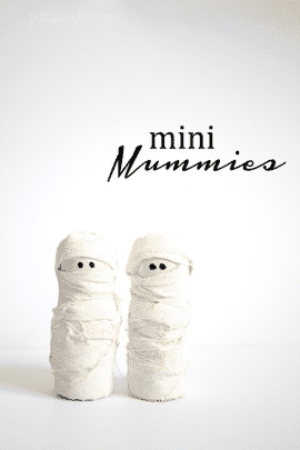 Cute Mini Mummies halloween decoration! 