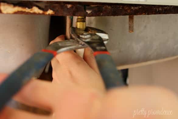 DIY install kitchen faucet