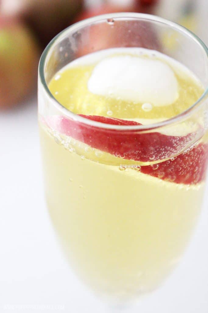 Sparkling Apple Cider (Homemade Martinellis) Pretty Providence