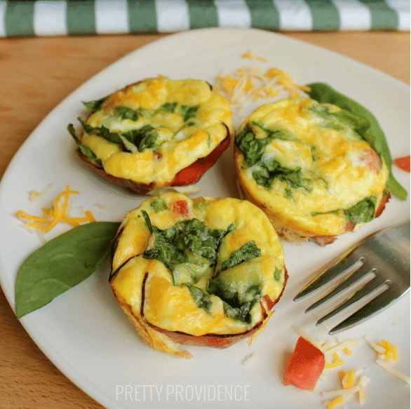 Healthy Breakfast Cups - Egg, Veggies, Ham & Cheese!