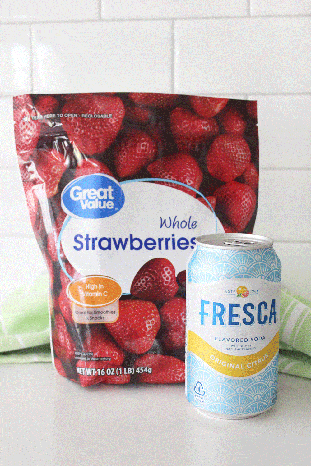 ingredients required to make strawberry slush