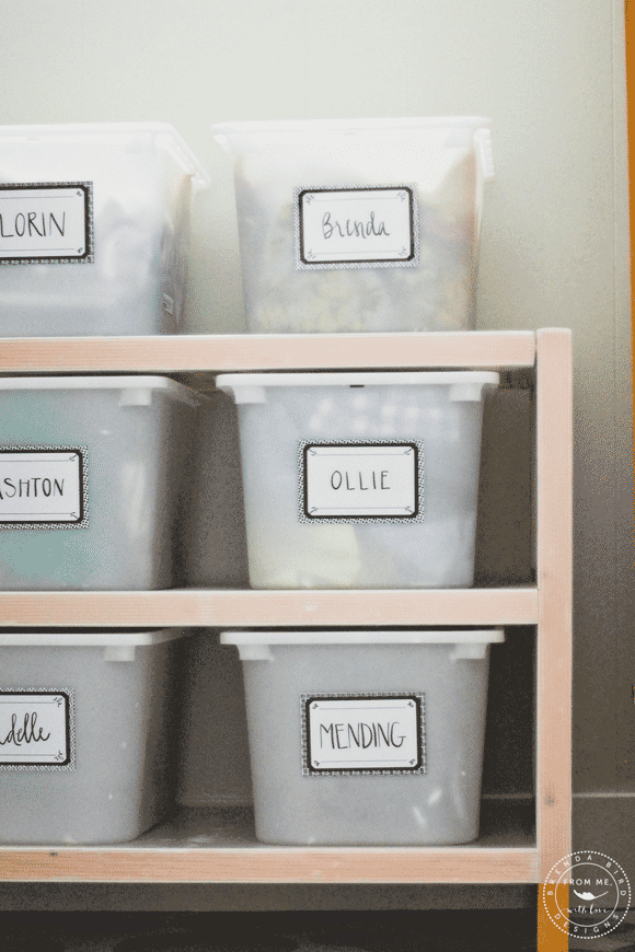 free, modern labels you can print to use in organization all around the house! the possibilities are endless.