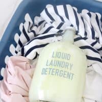 Easy DIY liquid laundry detergent! I love this stuff, and it will save you so much laundry on detergent!