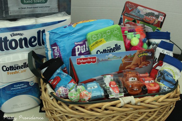 Fun and easy potty training basket to get little ones excited about going potty! (I love how it's not filled with treats!)