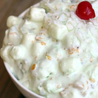 Warning! This easy pistachio fluff salad is delicious and beyond addicting!