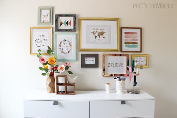 I am obsessed with this whimsical eclectic little girls room! Sweet, bright, and not at all predictable!