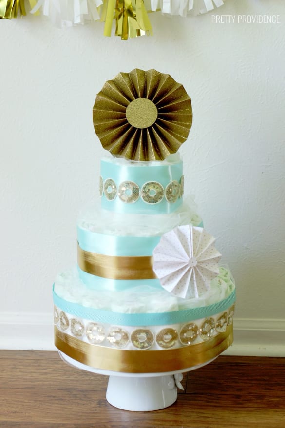 Classy and elegant diaper cake! 