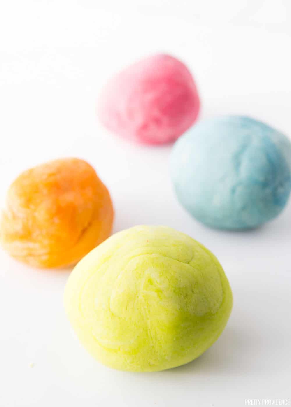 Easy Homemade Play Dough Recipe