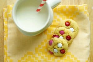 Easy Valentine's Day M&M Cookies