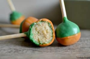 Caramel Apple Cake Pops: A sweet treat without all the mess of sticky caramel