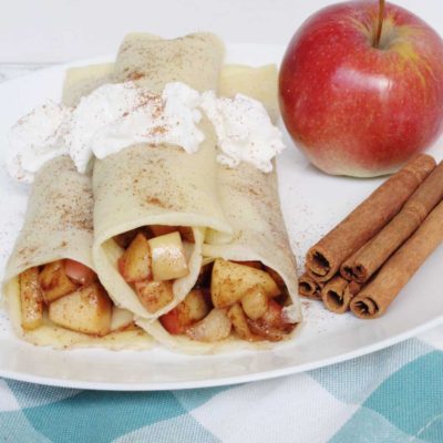 Apple Cinnamon Crepes!!! YUM. This is basically apple pie in crepe form and my whole family LOVES it!!