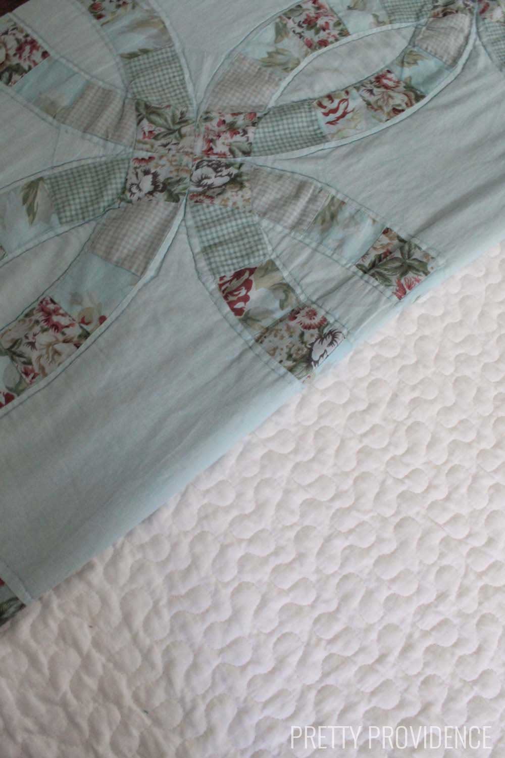 How to dye a quilt - perfect for old dingy quilts that you LOVE but just need a refresh! 