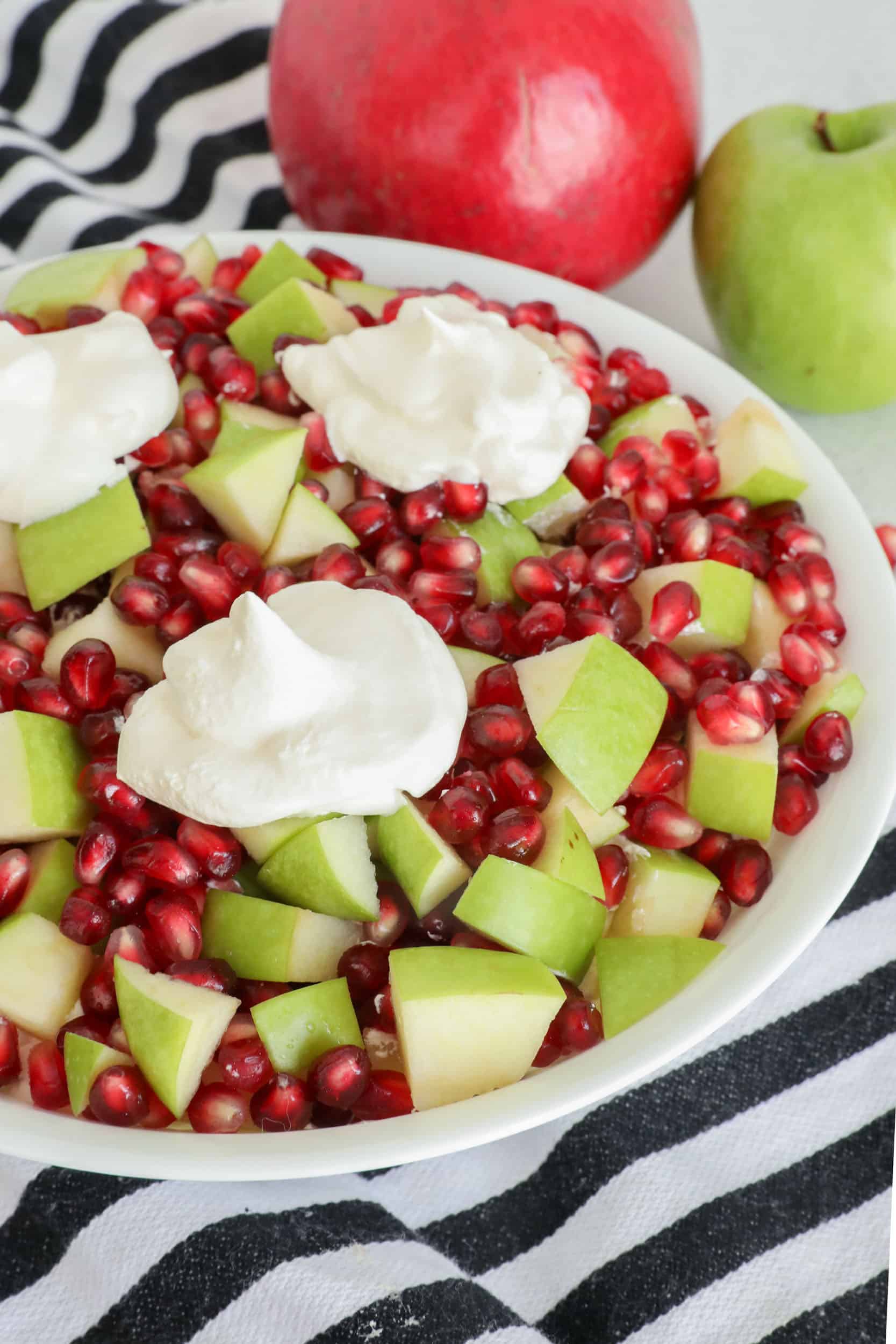 Fruit Salad with Apples and Pomegranates - Perfect fruit salad recipe for Thanksgiving or Christmas!