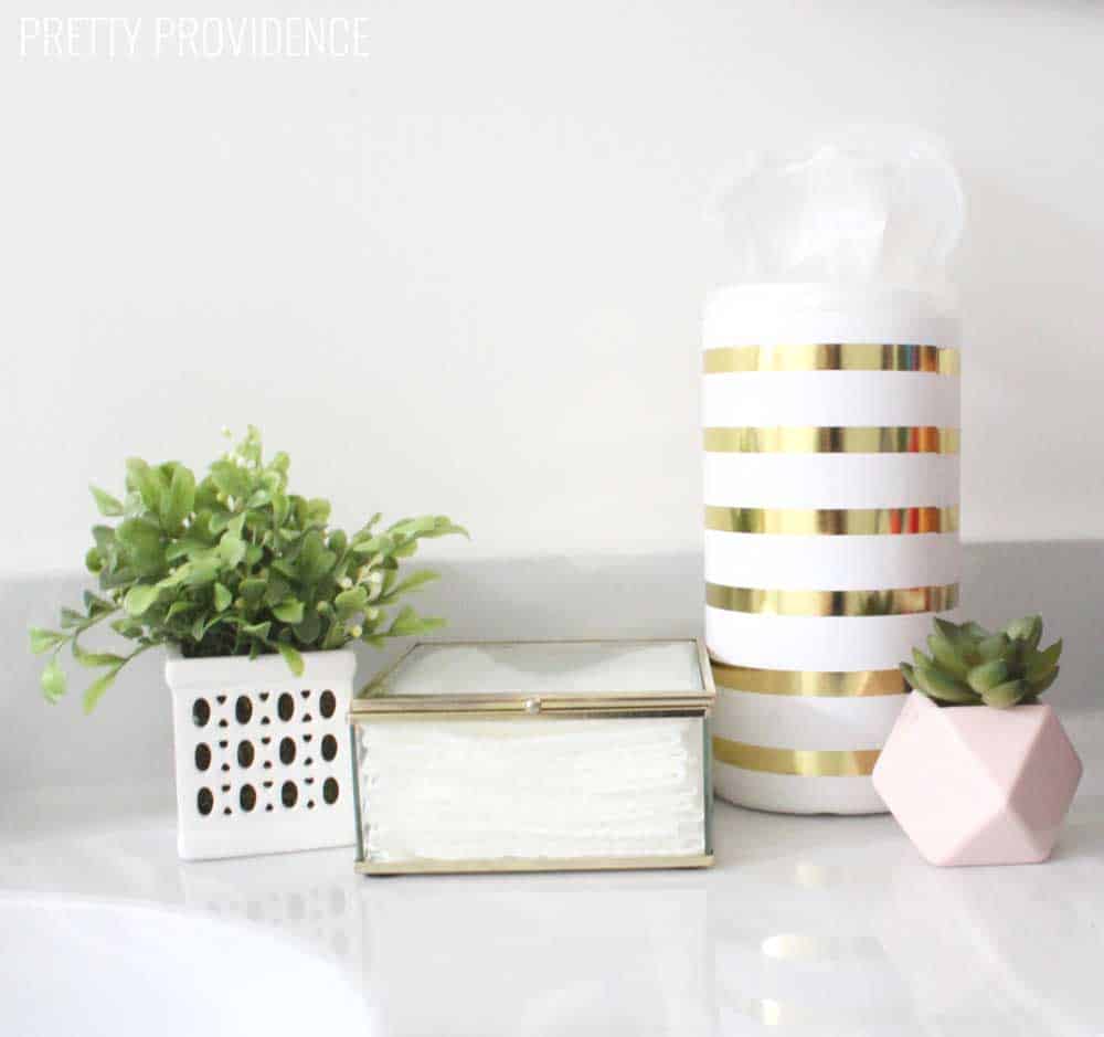 How To Keep Your Bathroom Tidy Smelling Fresh Pretty