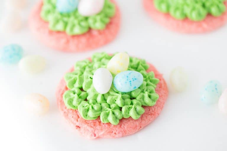 Easter Egg Cookie Baskets