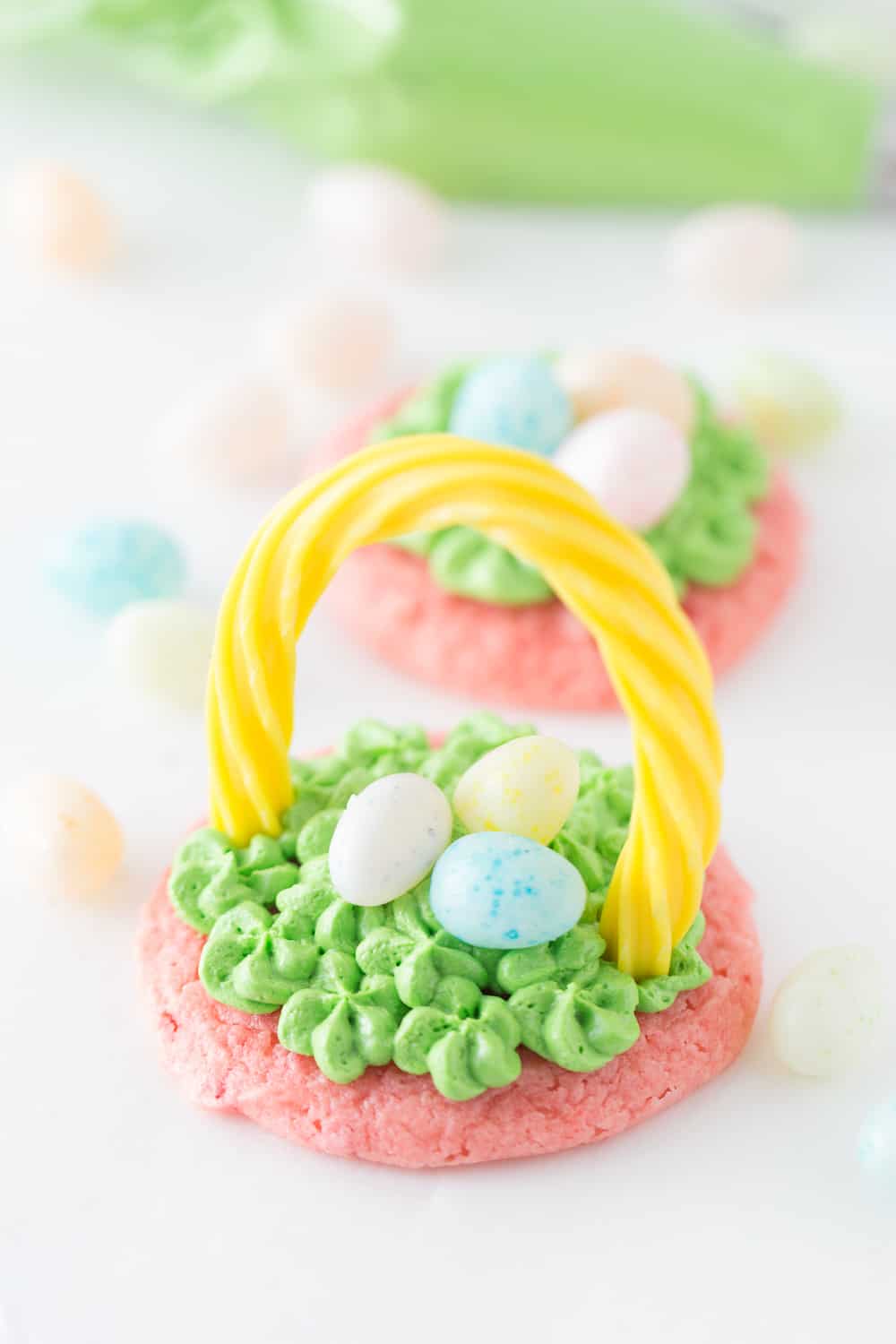 Easter Egg Cookie Baskets are a great Easter treat for the kids!