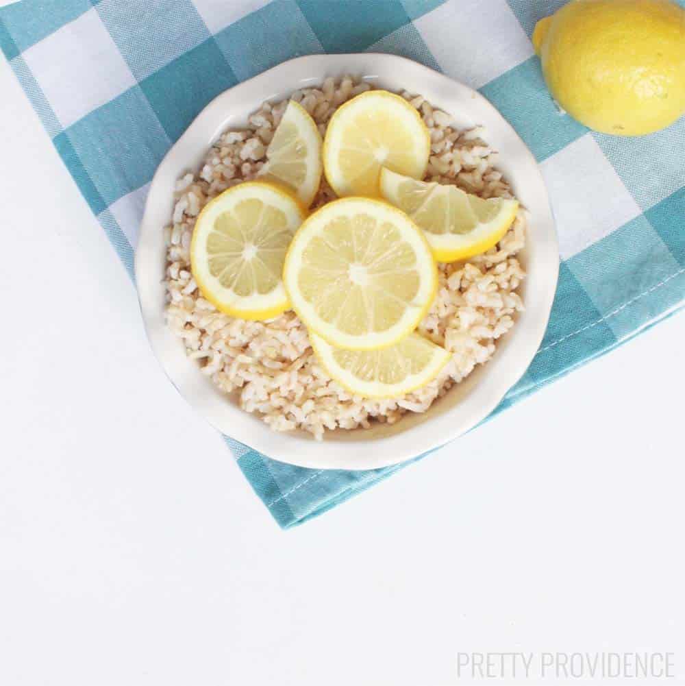 This lemon brown rice is SO GOOD you almost forget it's healthy!