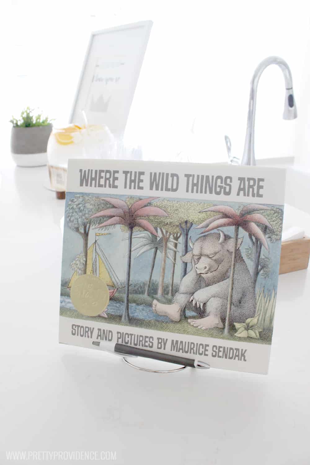 I am in love with this "where the wild things are" baby shower! Includes free printable signs and food tags and could work for either gender!