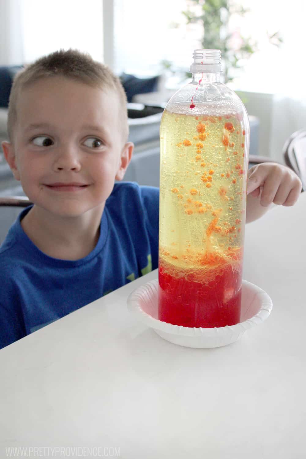 These homemade lava lamps were such a fun activity with my kiddos! They had so much fun, and it was super easy, too! 