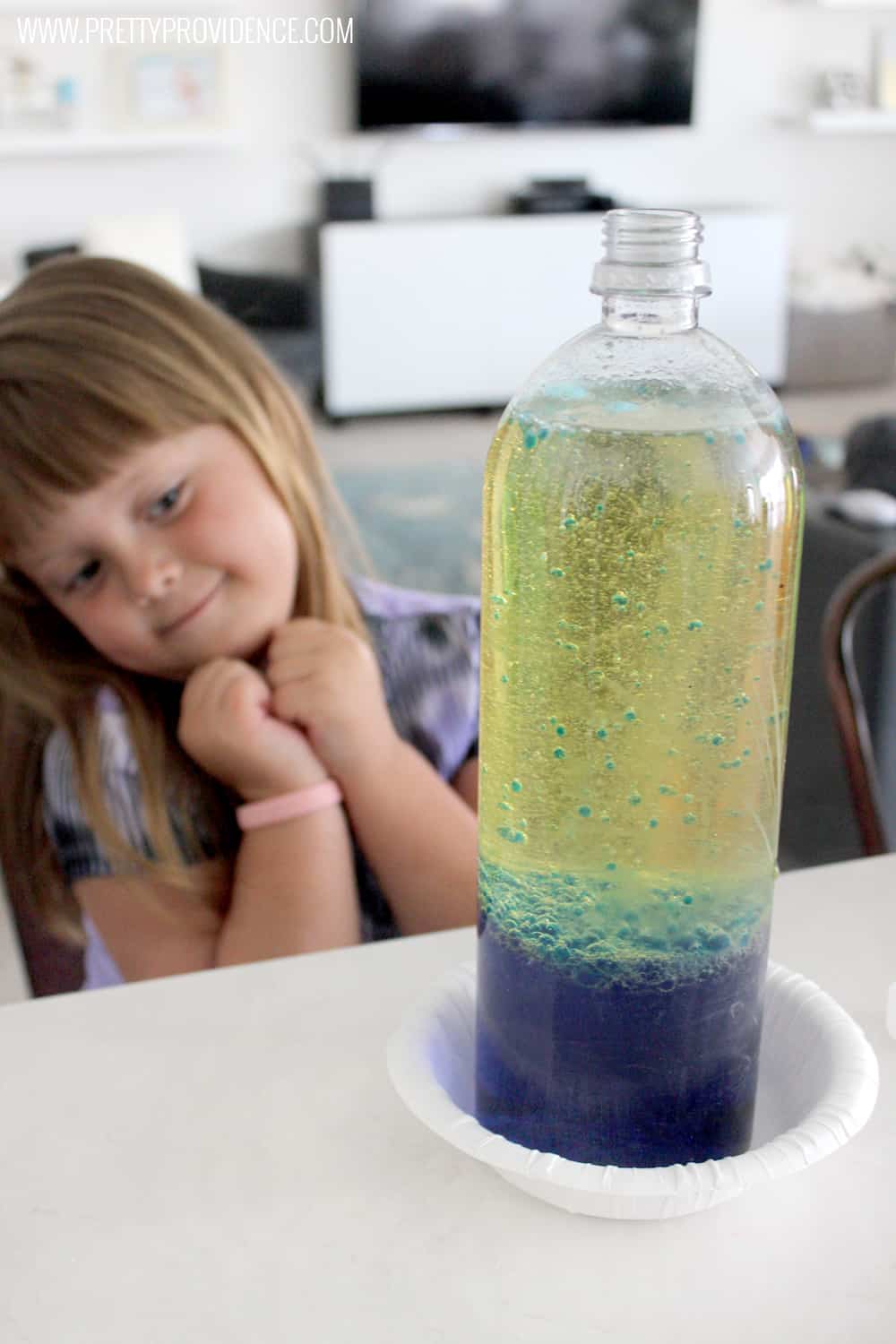 These homemade lava lamps were such a fun activity with my kiddos! They had so much fun, and it was super easy, too! 