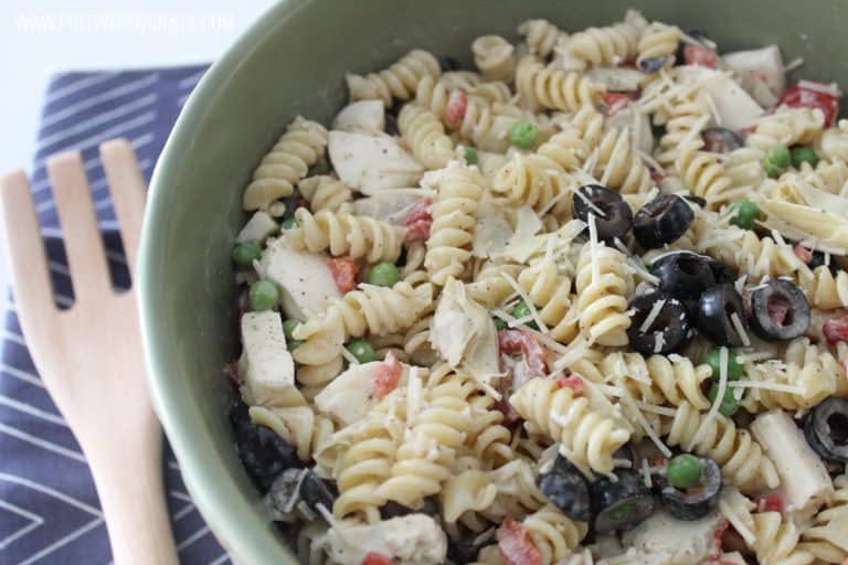 Delicious Summer pasta salad! If you are looking for a delicious, unique and flavorful pasta salad, look no further! Th perfect pasta salad for summer!
