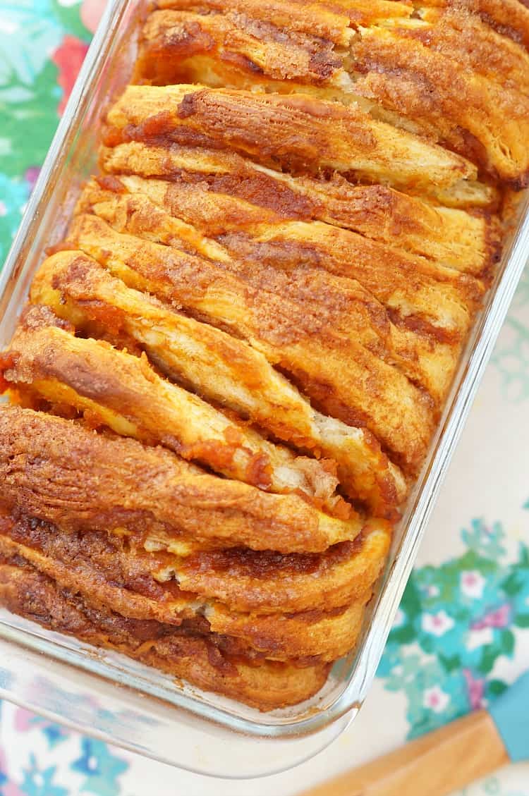 Pumpkin Pie Pull Apart Bread!