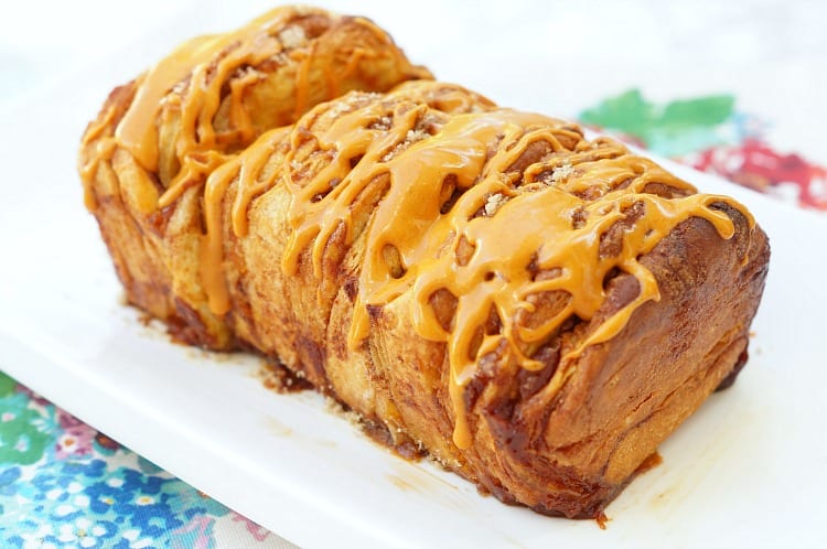 Pumpkin Pie Pull Apart Bread! 