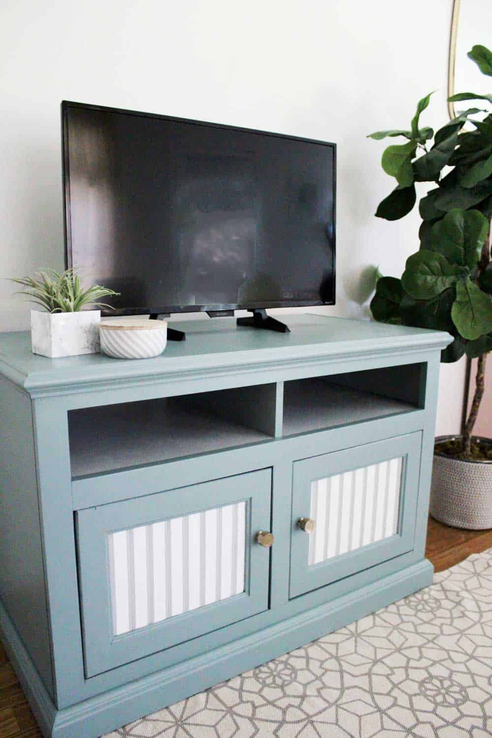 tv-stand-painted-2