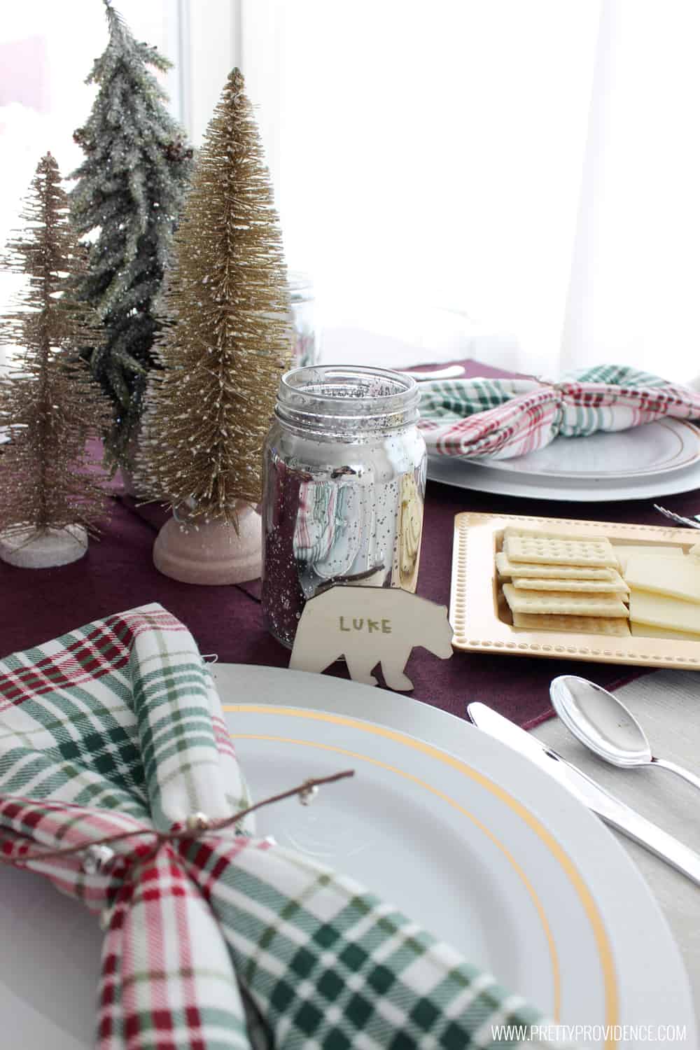 Loving this simple holiday tablescape! Whimsically beautiful, with items I'll use again and again! 