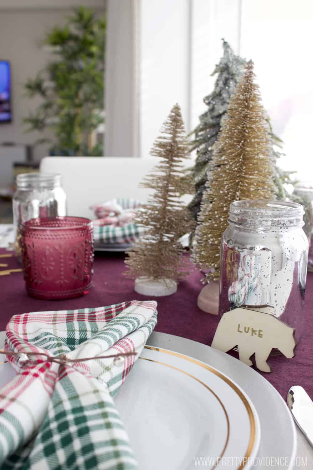 Loving this simple holiday tablescape! Whimsically beautiful, with items I'll use again and again! 