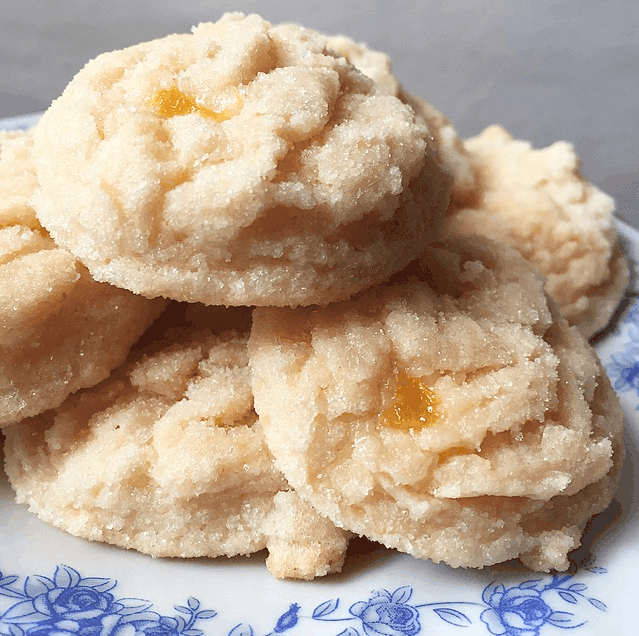 Peaches 'n Cream cookies on a blue plate