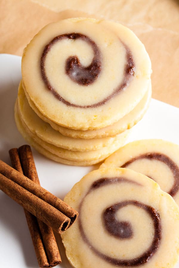 Cinnamon swirl cookies with cinnamon sticks