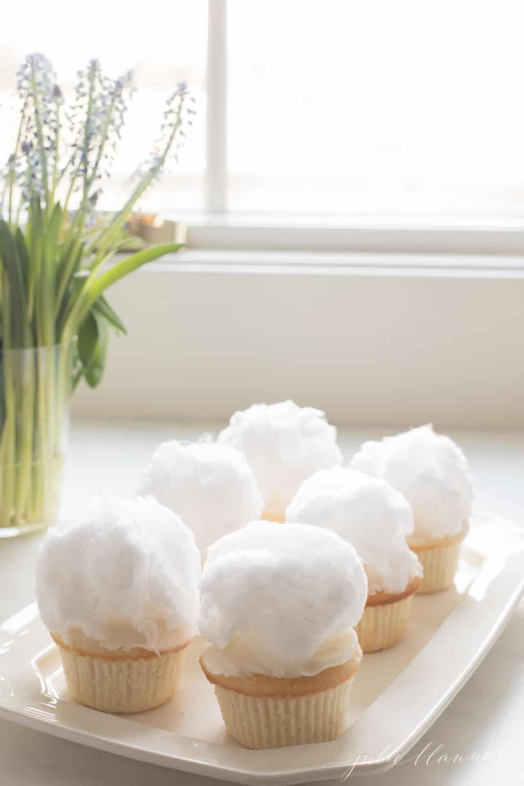 bunny-tail-cupcake-easter-dessert