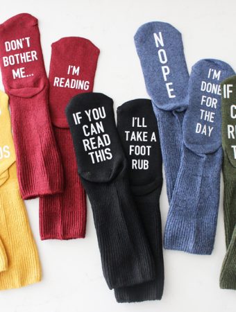 I love this easy funny socks tutorial! They would make perfect gifts for friends or teachers! Cute and easy to customize to fit each persons personality!