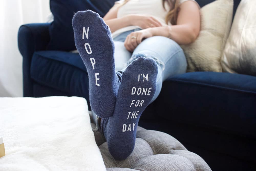 DIY Funny Socks with Sayings — If You Can Read This  - Jennifer Maker