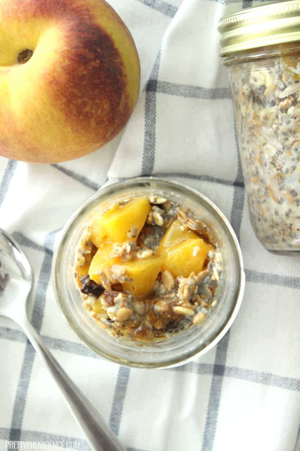 Nothing better than waking up to peaches and cream overnight oats! Whip up a batch and have them for breakfast or a healthy snack all week!