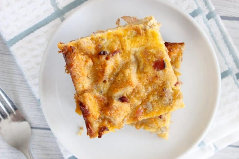 Prepare the night before, pop into the oven in the morning and enjoy breakfast heaven! This overnight breakfast casserole can't be beat!