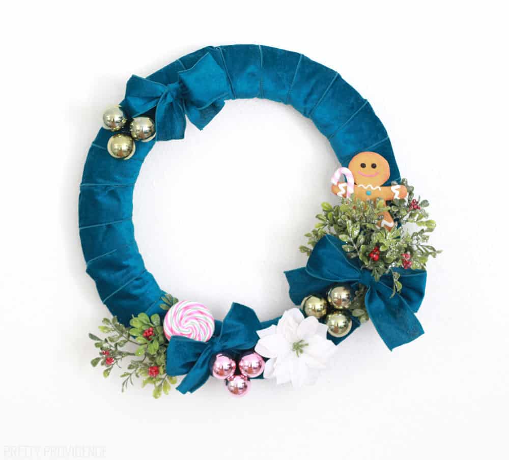 How to Make a Christmas Wreath