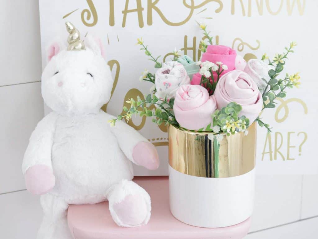 38 Adorable Girl Baby Shower Decor Ideas You'll Like - DigsDigs