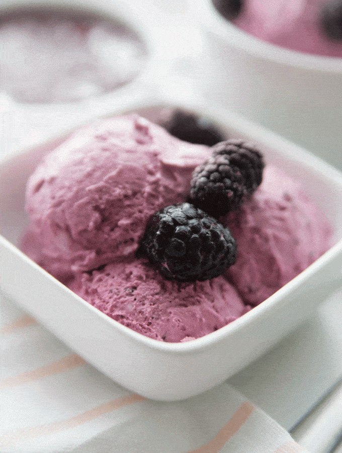 Easy Homemade Blackberry Ice Cream Recipe