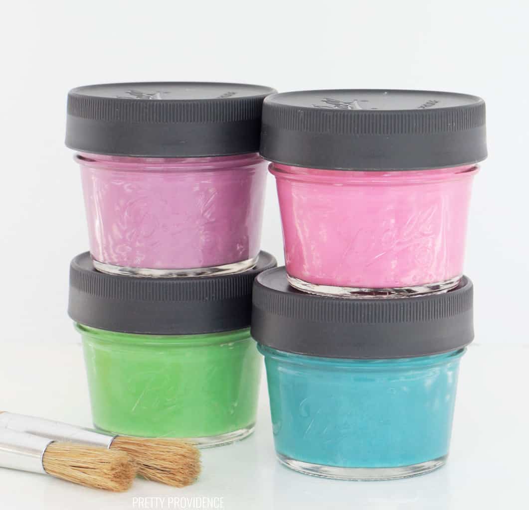 4 small jars of DIY bath paint for kids. 